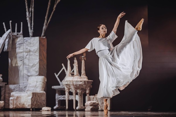 Спектакль L.A.D