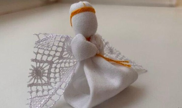 Мастер-класс по созданию куклы-оберега «Ангел на пальчик»