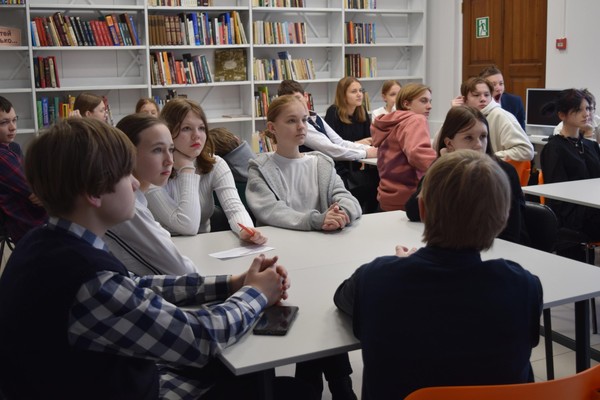 Цикл «Встреча с профессией и с профессионалом»