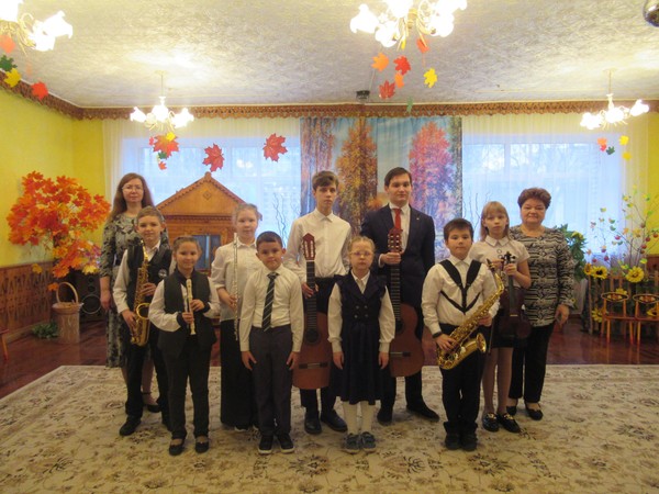 Концерт «Знакомство с музыкальными инструментами»