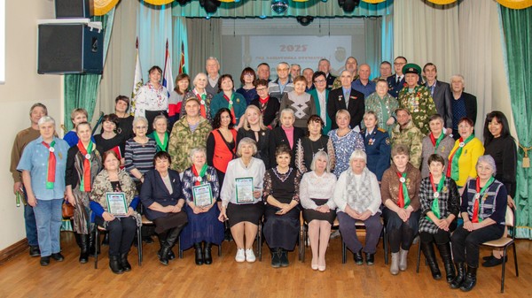 Поэтический вечер «Сражаюсь, верую, люблю»