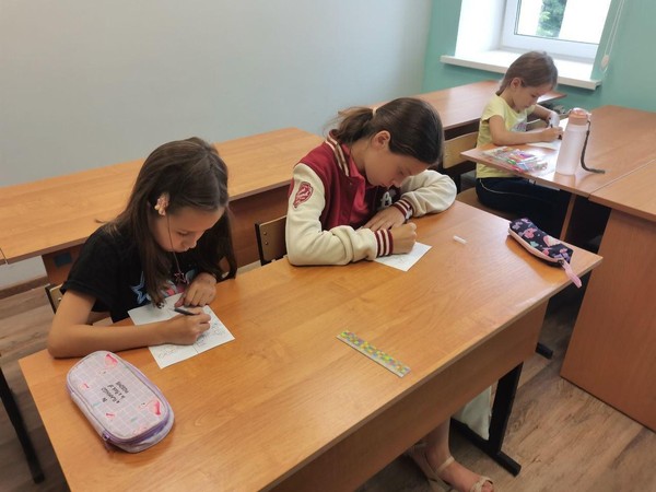 Интерактивный урок «Графический дизайн и шрифтовое искусство»