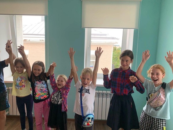 Музыкальная «Путешествие в мир звуков и мелодий»