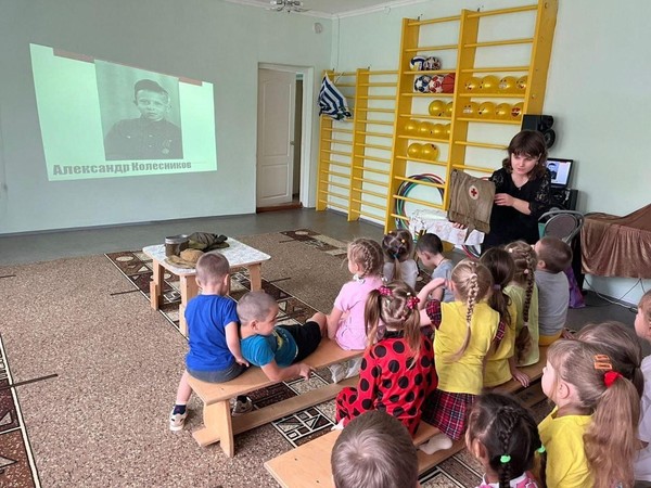 Познавательное занятие «Маленькие герои большой войны»