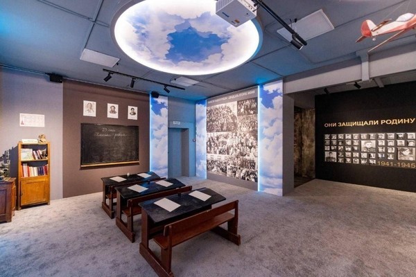 Обзорная экскурсия по музею «Юные защитники Родины имени К. Рябовой»