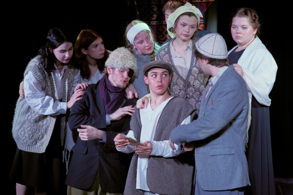 Спектакль «Я, бабушка, Илико и Илларион»