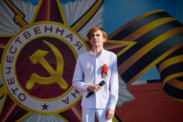 Концерт Кирилла Есина «Сердце в 1000 свечей»