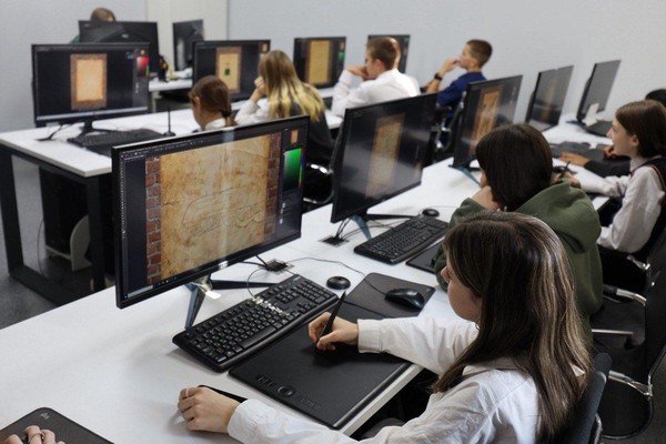 Экскурсия «Школа плакатного искусства»