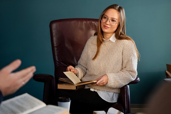 Лекция «На обиженных воду возят: правда и мифы об обиде»