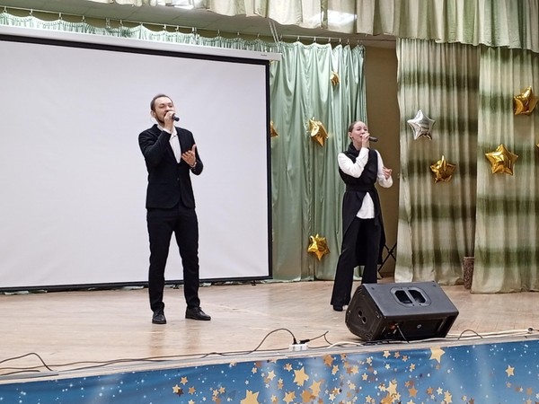 Патриотический концерт «У родного крыльца»