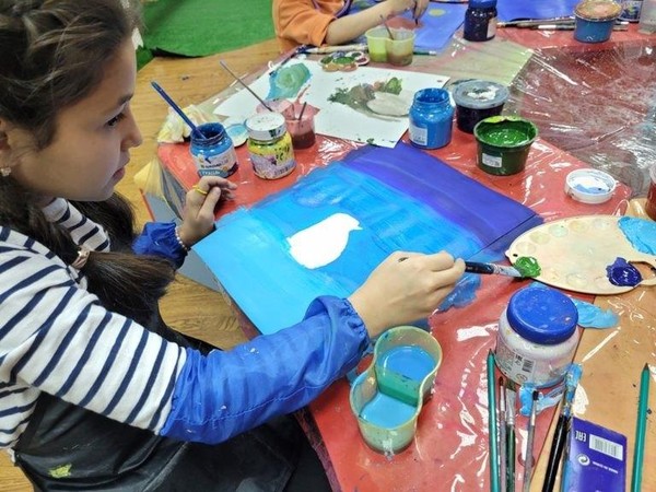 Занятие «Юный художник»