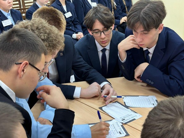 Интеллектуальная игра «Логическая дуэль»