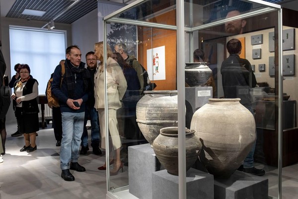 Экскурсия по выставке «Между лесом и степью. От скифов до славян»