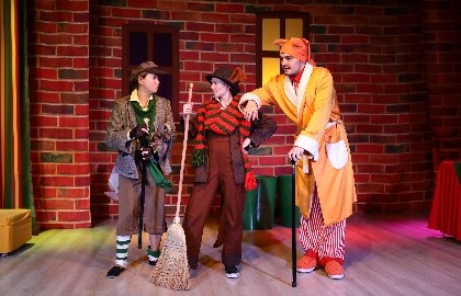 Кот в молоке