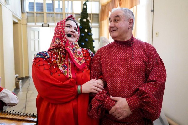 Программа «Хлеб-соль кушай, а добрых людей слушай»