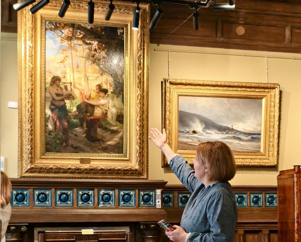 Занятие по арт-терапии «Отнеситесь к себе как к произведению искусства!»