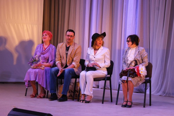 Спектакль «Очень странный человек»