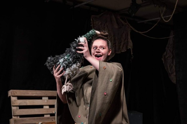 Спектакль «Мама-кот»