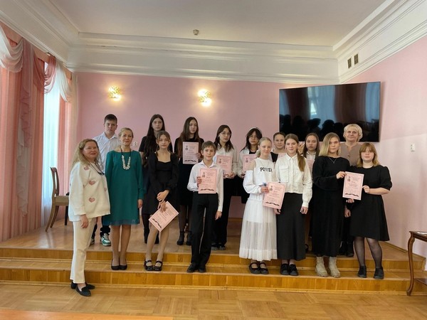 Школьный конкурс юных вокалистов «Волшебство экрана»