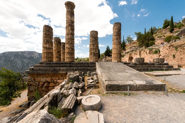 Лекция «Дельфийское святилище – оракул Аполлона»