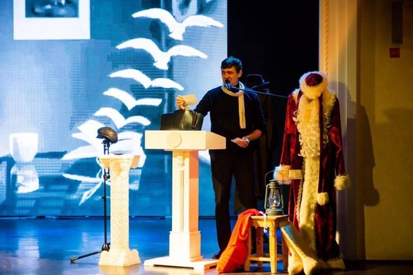 Моноспектакль «Мальчик, играющий в мяч»