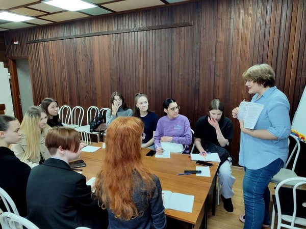 Час размышлений ««Вечные» темы русской литературы»