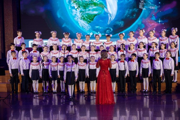 Концерт детского хора «Альциона» и вокального ансамбля «Аквамарин»