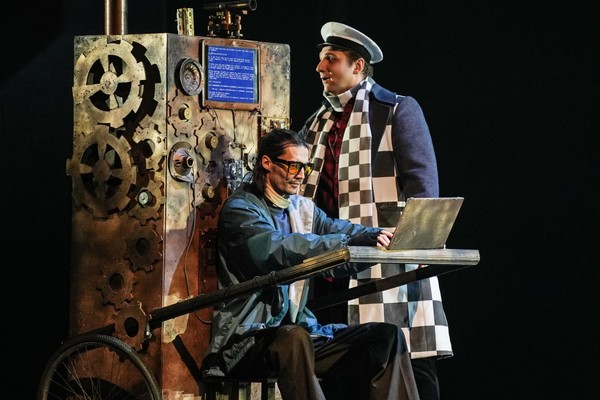 Театральная беседа, посвященная роману «Двенадцать стульев»