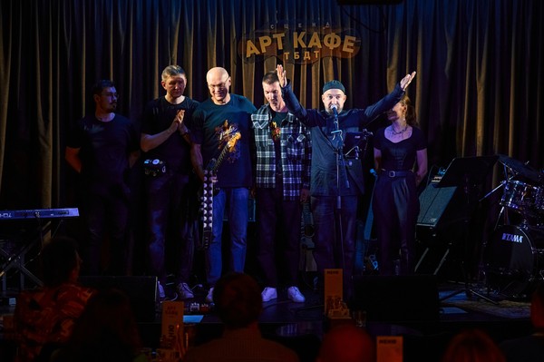 The Travelling Orchestra. Блюз и блюз-рок. День рождения группы