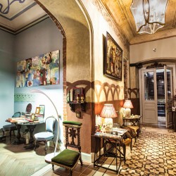 Купеческая квартира с редкими альфрейными росписями