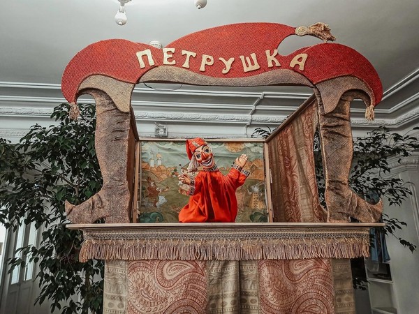 Тематическая беседа «От Петрушки до Лира»