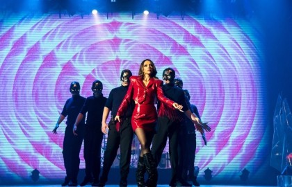 Легендарные хиты «Enigma», «Gregorian», Sandra в шоу «Mirror of Enigma»