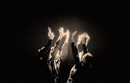 Осталась одна Таня