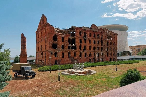 «Сталинград не отдадим»