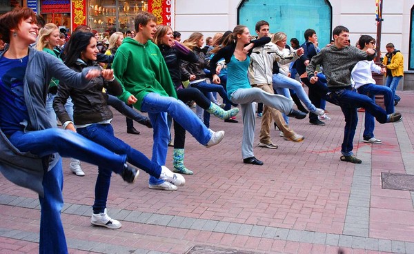 Танцевальный флешмоб «Зима-холода»