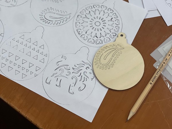 Мастер-класс «Роспись медалек»