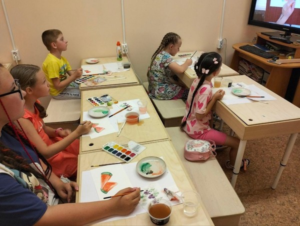 «Творческий февраль»