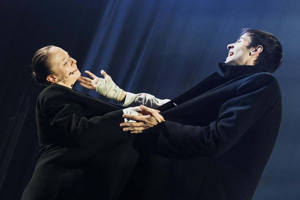 Спектакль «Шинель»