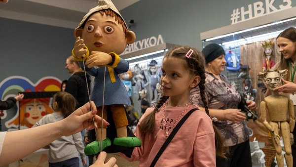 Спектакль-экскурсия «Секреты закулисья»