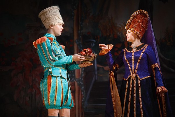 Викторина «Антракт с вопросами»