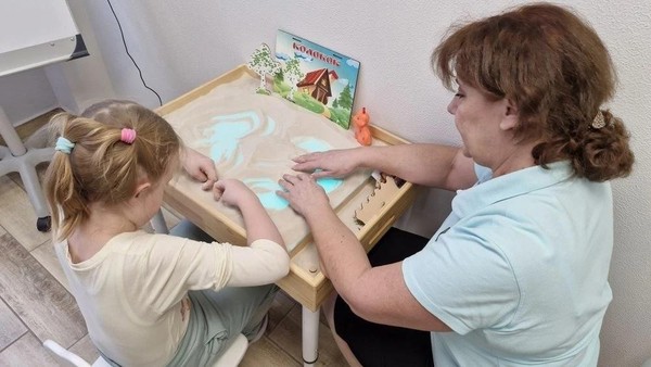 Занятия на песочном столе