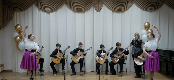 Открытый городской фестиваль гитарной музыки «От классики до рока»