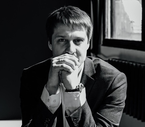 Творческая встреча с поэтом Л.Негматовым «Иная память»