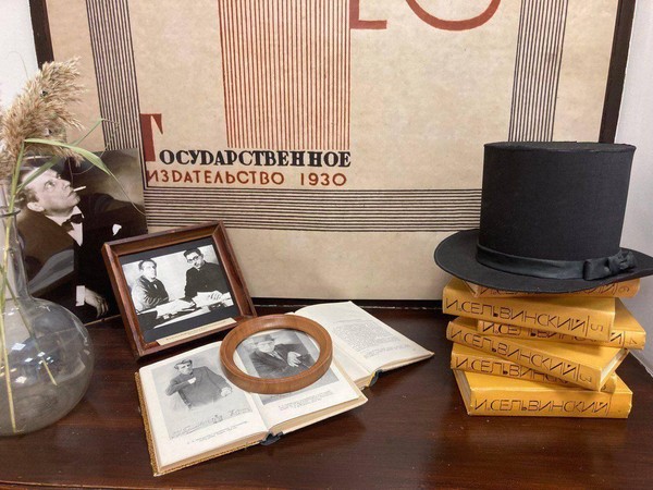 Обзорная экскурсия по экспозиции Дома-музея Ильи Сельвинского