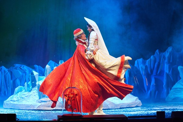 Спектакль «Аленький цветочек»