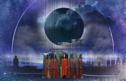 В ночь лунного затмения