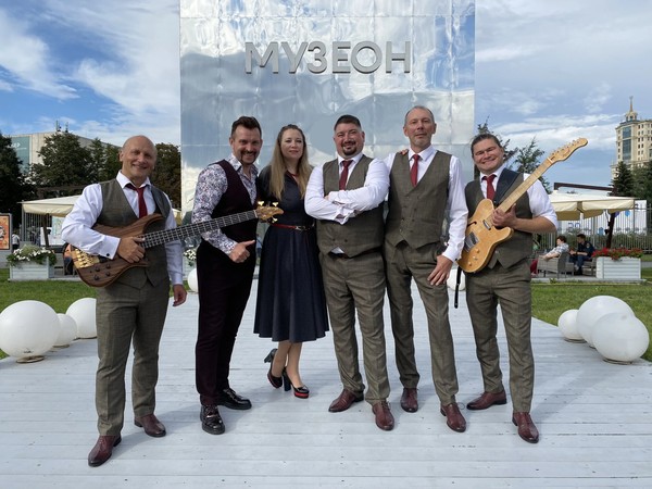 Ретро-группа «Чародеи»