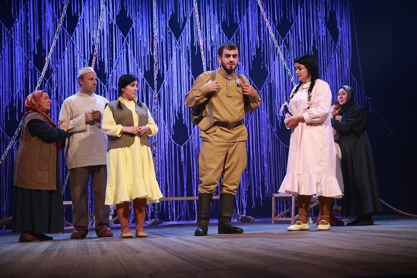 Прямой эфир. «Б.Байрамов читает Сергея Орлова»