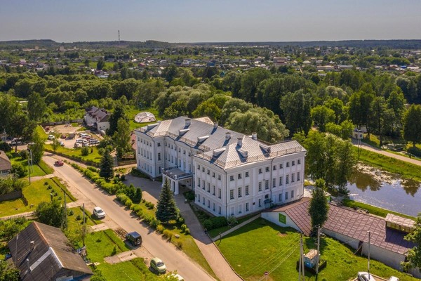 Лекция «Музей-заповедник «Полотняный Завод» в Калужской области»