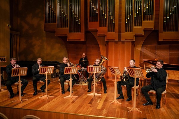 Концерт «Жаркие ритмы зимы»